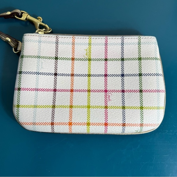 Coach Peyton Heritage Tattersall Multicolor Wristlet Pouch EUC - Picture 3 of 8